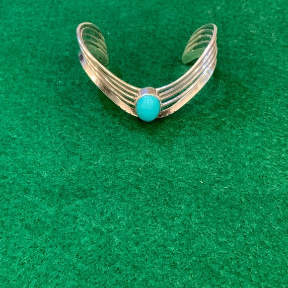 Vintage Native American Turquoise Stone & Multi-Strand Cuff Bracelet - Picture 5 of 10